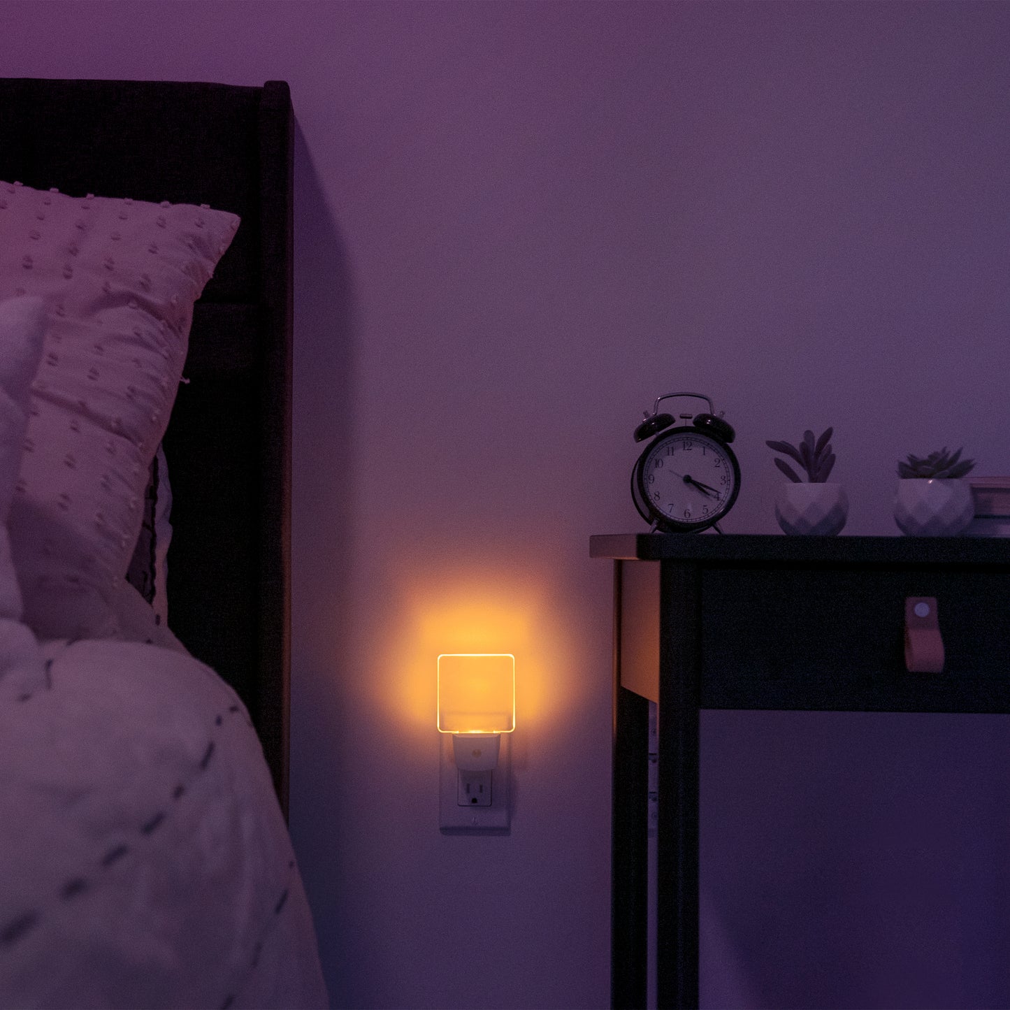 Sleep Mode Nite Lite 2. No Blue Light.