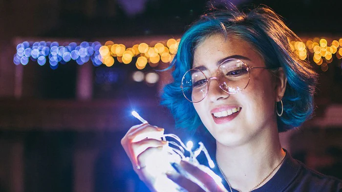 How Different Colors of Light Affect Sleep Quality and Mood